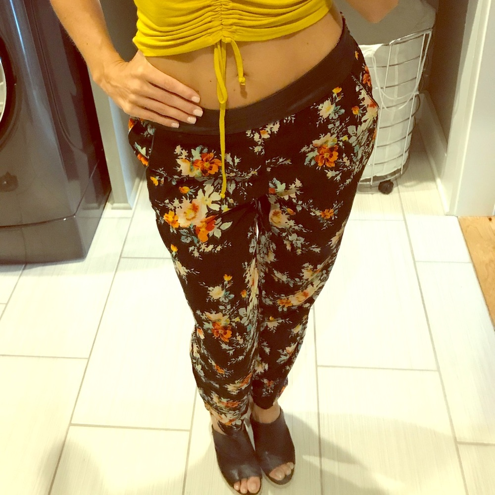 Jessica Simpson pants!!!